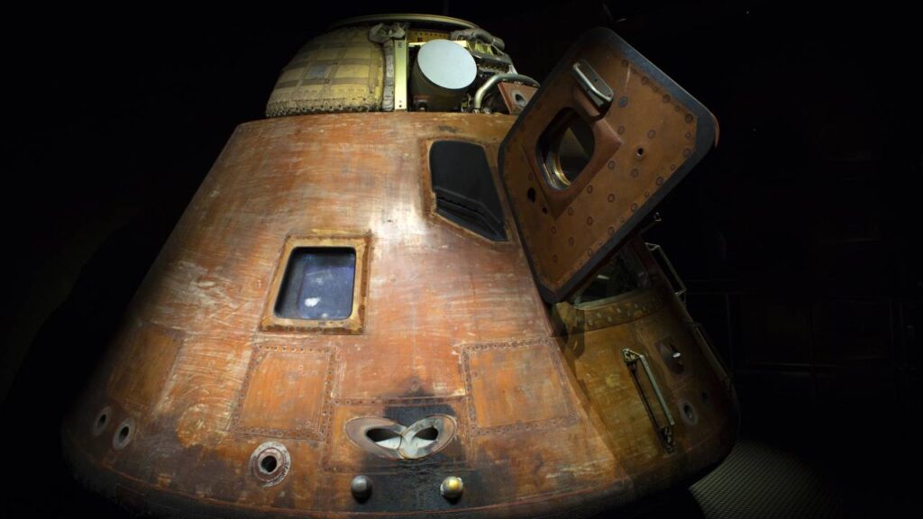 Como os astronautas voltaram da Lua após a missão histórica