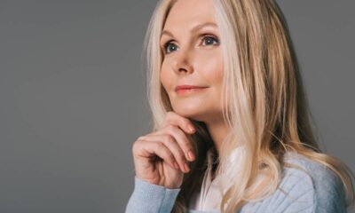 7 acessórios para mulheres 60+ que elevam o visual com elegância