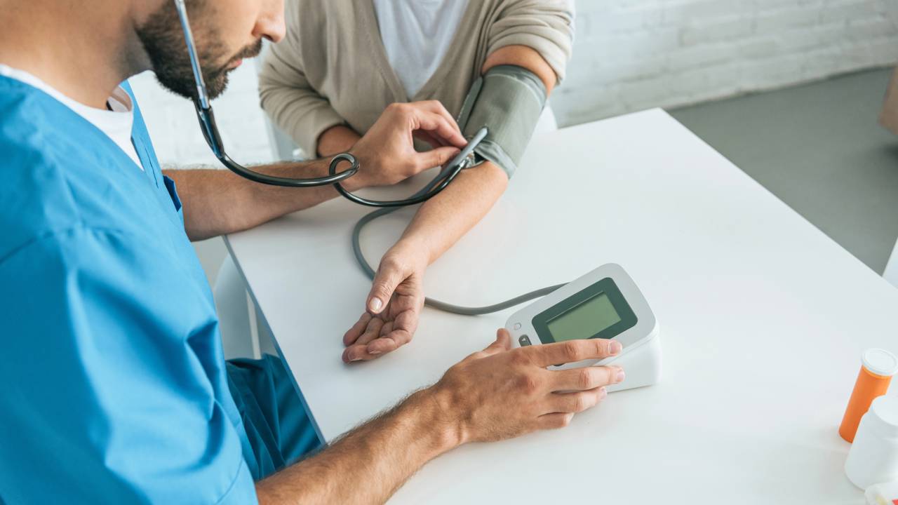 Sintomas da pressão alta! Como identificar, diagnosticar e tratar