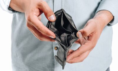 Pequenos hábitos estão entre os gastos invisíveis que fazem seu dinheiro desaparecer