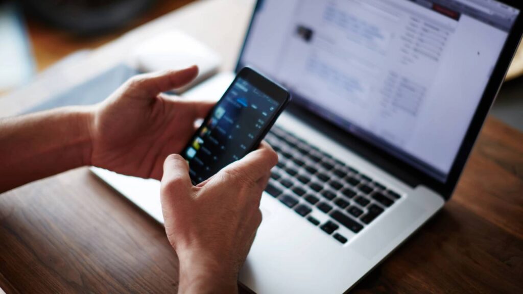 Apagar arquivos do celular e liberar espaço do jeito certo sem erro