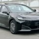 Novo sedã elétrico da Toyota, equipado com motor da Huawei, que terá preço na casa de R$ 140 mil