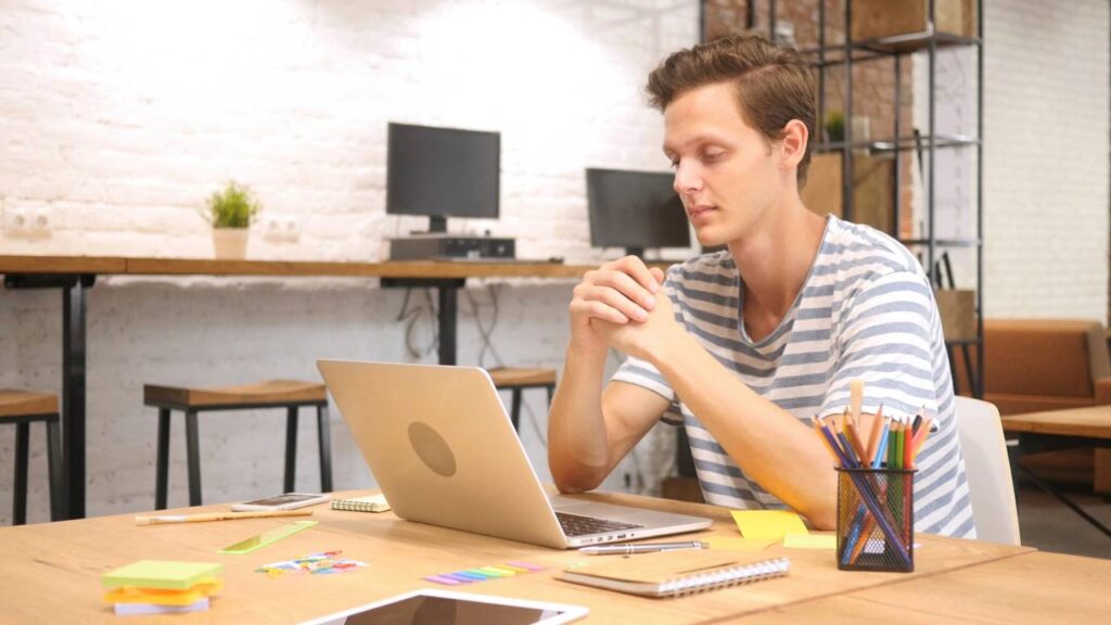 8 dicas para quem trabalha sentado no dia a dia