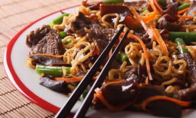 Uma dica simples que transforma seu yakisoba em poucos minutos