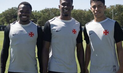 Gómez, Cuesta e Rojas (Foto: Matheus Lima/Vasco)