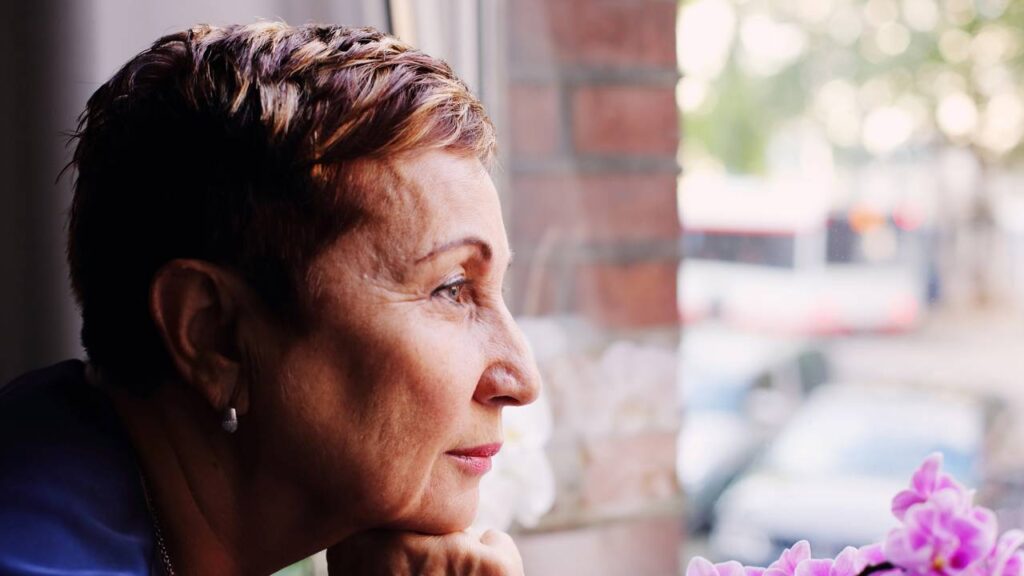 5 hábitos que encurtam a vida após os 60 e podem comprometer a saúde com o passar dos anos