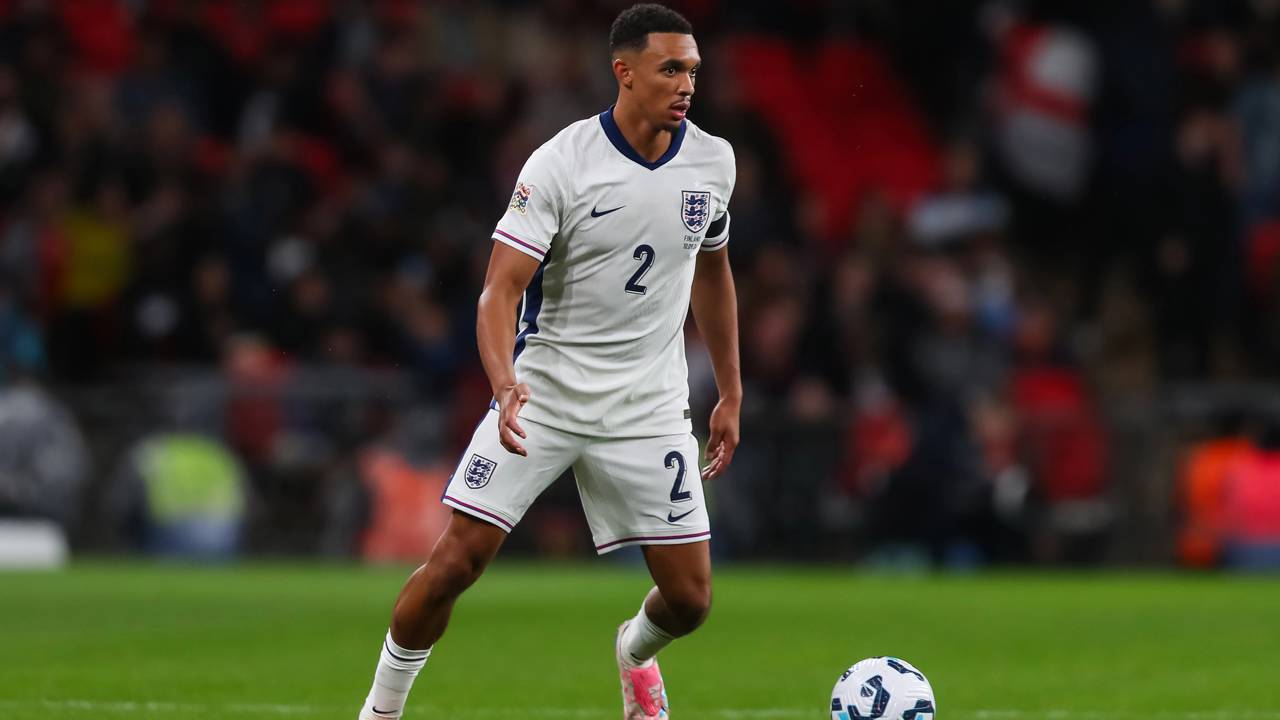 Lesão e adaptação explicam momento de Trent Alexander-Arnold no Real Madrid