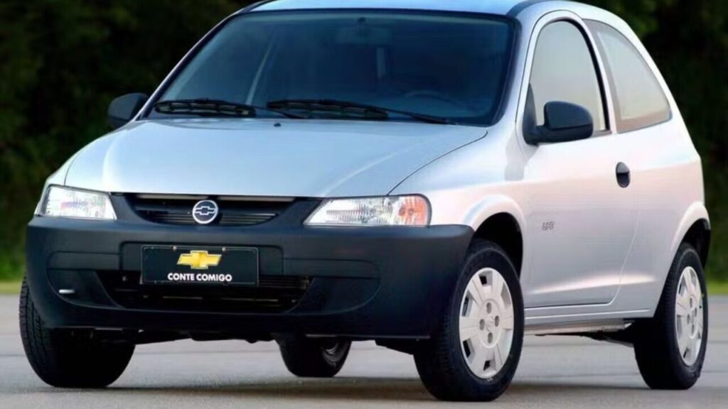 Esses carros usados entre R$ 18 mil e R$ 30 mil ainda valem a pena em 2026