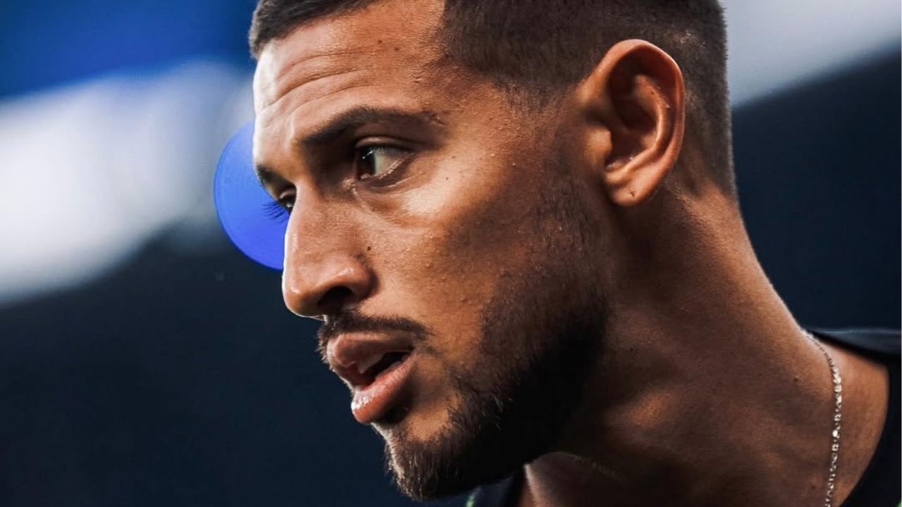 Vinícius Souza pode reforçar Corinthians ou Palmeiras em 2026