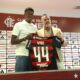 Vitão é apresentado como reforço do Flamengo; saiba o que zagueiro falou