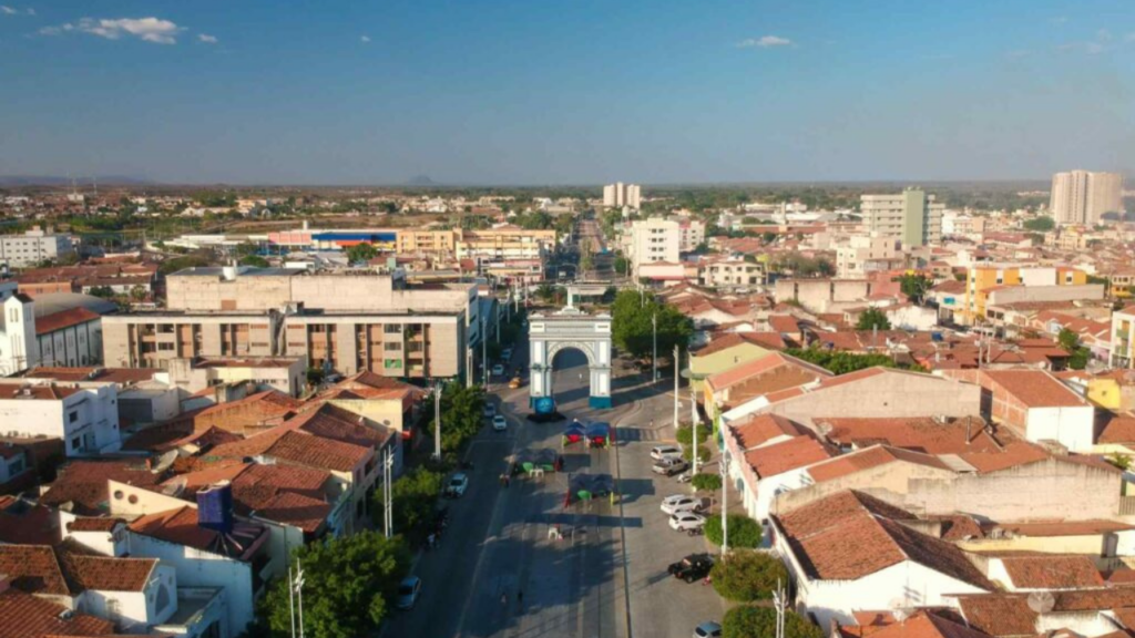 Ao investir em planejamento, avaliação constante e valorização do ensino, essas cidades demonstram que a educação de qualidade é alcançável quando há compromisso público e continuidade administrativa.