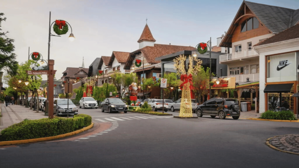 No alto da Serra Gaúcha, uma cidade brasileira parece a Europa e encanta visitantes o ano inteiro