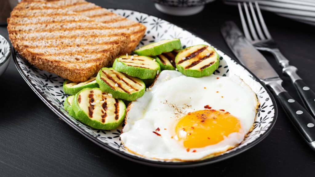 Esse vegetal simples surpreende ao ficar cremoso e lembrar queijo grelhado