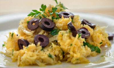 Esse lindo prato com bacalhau transforma almoços especiais em tradição