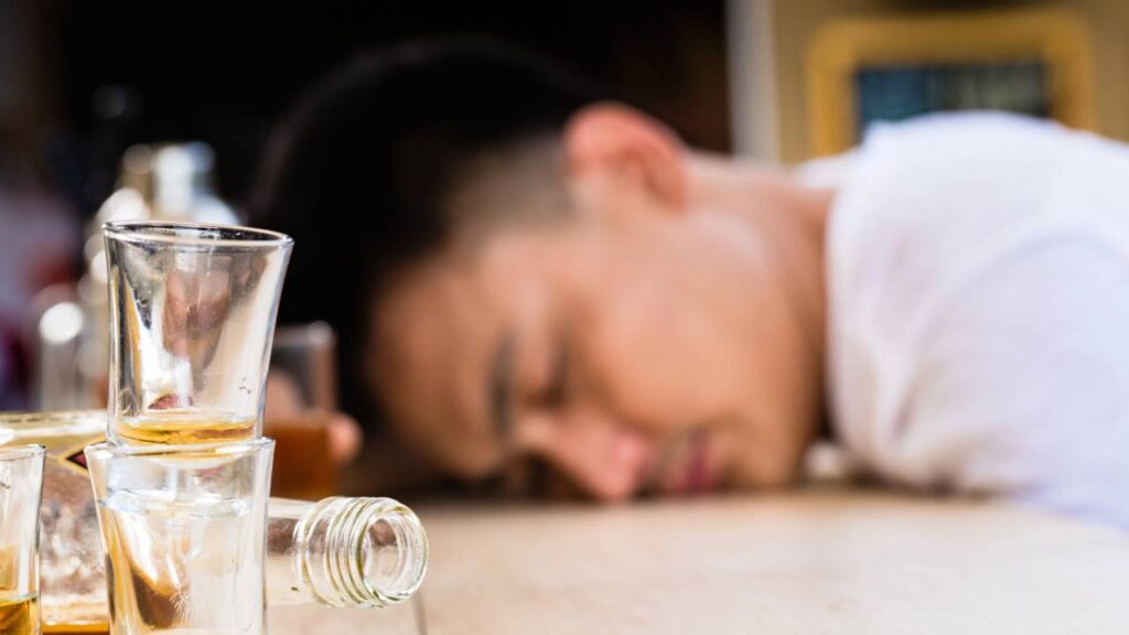 5 erros ao dormir que prejudicam a saúde e podem causar problemas sérios com o tempo