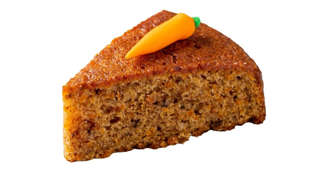Bolo de cenoura fofinho que cresce bonito e fica macio como o clássico de família