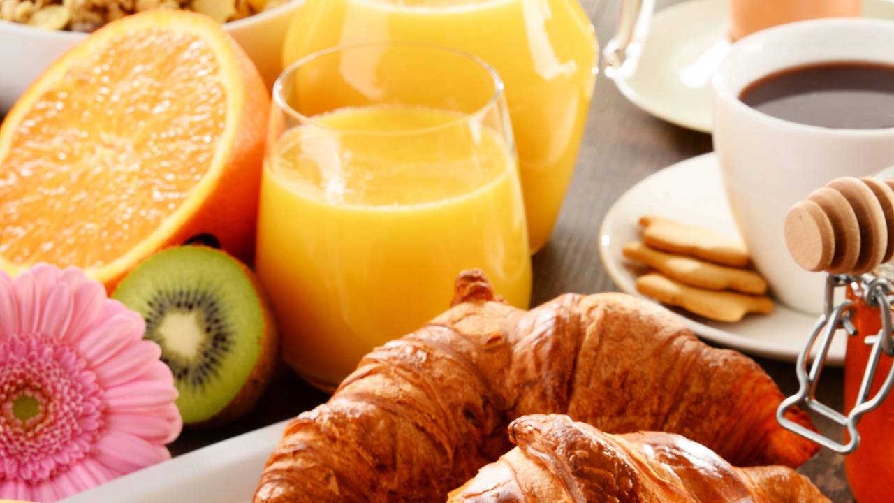 Alimentos fundamentais no café da manhã fazem diferença na energia e no rendimento ao longo do dia