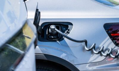 Carros elétricos têm menos manutenção e mudam rotina de revisões no Brasil