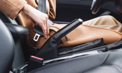 Engenharia interna do cinto de segurança explica por que ele trava e como reduz riscos em acidentes