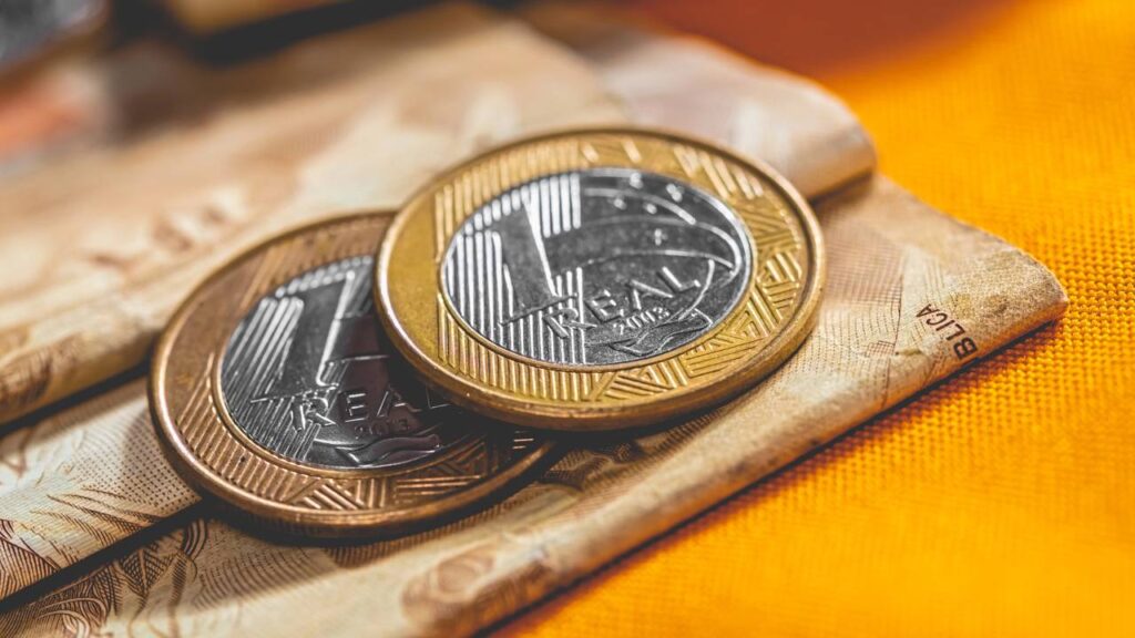 Cenários econômicos 2026 levantam dúvidas sobre recuperação, investimentos e ajustes de mercado