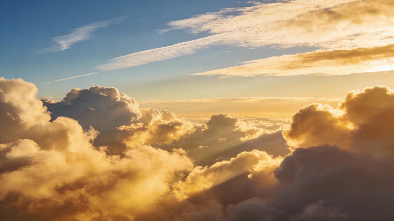 O fenômeno curioso que faz certas nuvens ficarem imóveis no céu