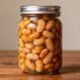 O cuidado simples com pote de vidro que faz o feijão cozido durar mais