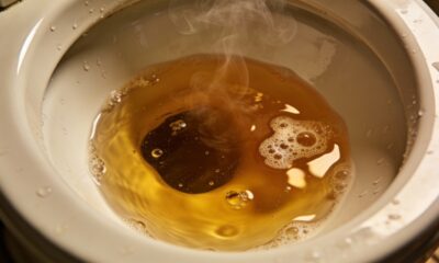 Principais causas de urina com cheiro forte e quando esse sinal merece atenção