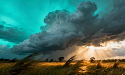 O fenômeno raro que deixa o céu esverdeado pouco antes das tempestades