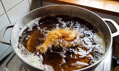 O que faz o óleo reutilizado subir demais na fritura e queimar rápido