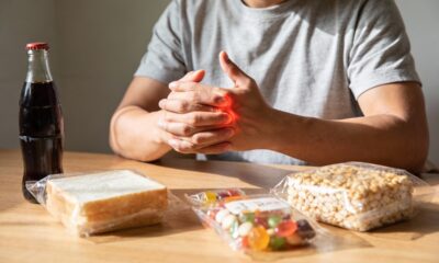 5 alimentos inflamatórios que causam dor e inflamação no corpo sem você perceber