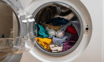 Colocar bolinhas de papel alumínio na máquina de lavar: para que servem e por que é recomendado o seu uso?