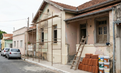Quanto custa transformar uma casa velha em moderna sem estourar o orçamento