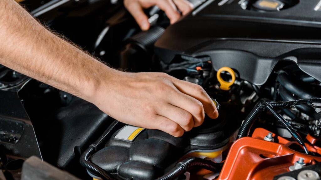 Planejar manutenção preventiva ajuda a reduzir custos e evitar paradas inesperadas