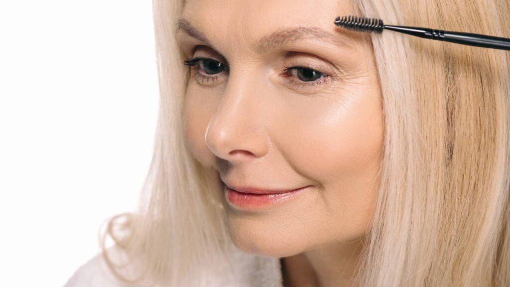 Parecer mais jovem depois dos 40 é possível com esses ajustes simples que muita gente ignora