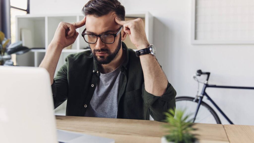 Por que pensamos em respostas perfeitas depois que a conversa acaba