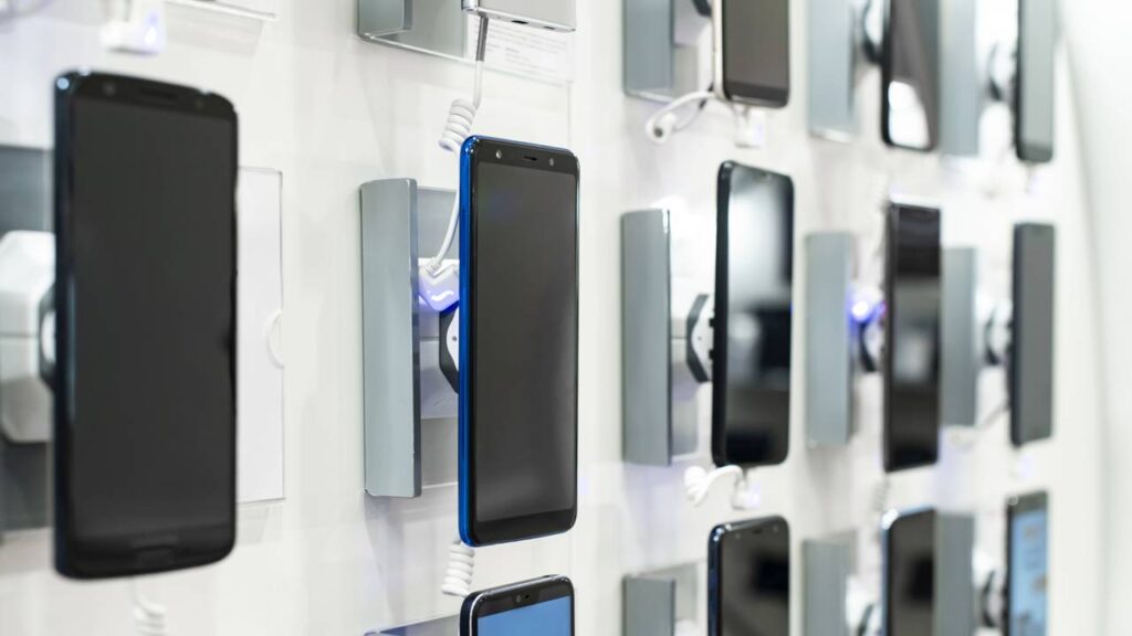 Qual celular comprar em janeiro de 2026 e os modelos que valem mais a pena agora