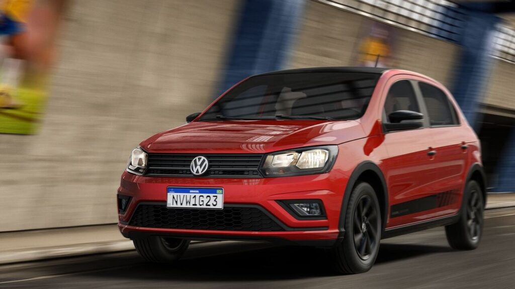 Comparativo entre Volkswagen Gol e Fiat Argo aponta perfis distintos de uso