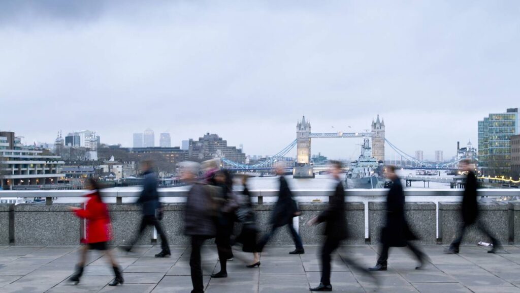 Pessoas que caminham mais rápido geralmente tem uma personalidade específica e um nível mais elevado de impaciência