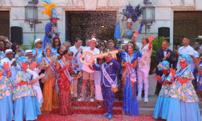 Cerimônia de Entrega da Chave da Cidade ao Rei Momo.