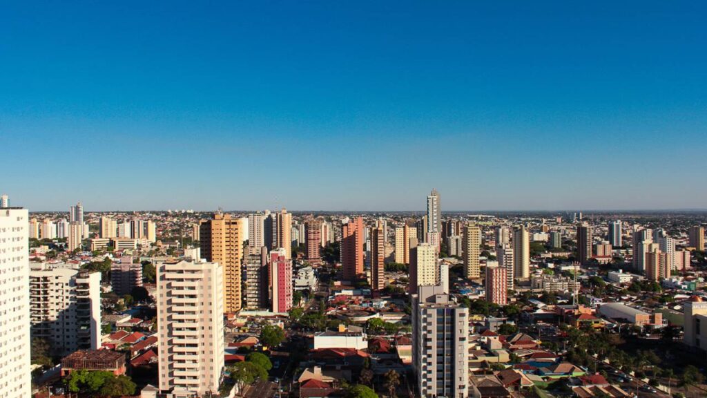 8 cidades onde R$ 3.000 rendem mais e garantem qualidade de vida