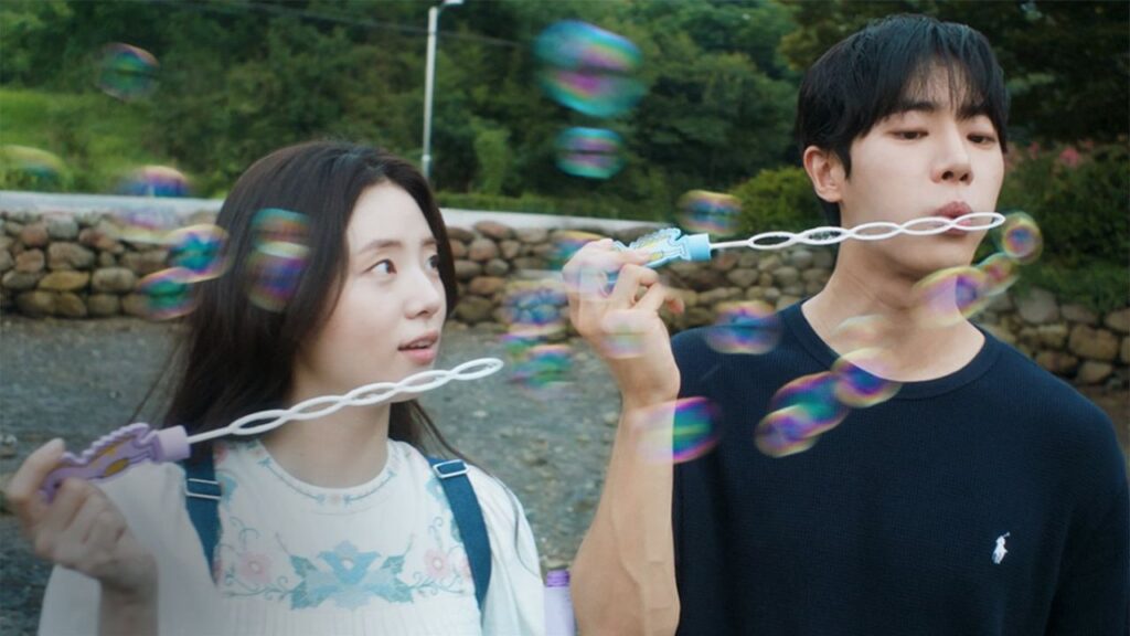 O dorama mais emocionante que chegou à Netflix destaca amor marcado por memória e tempo