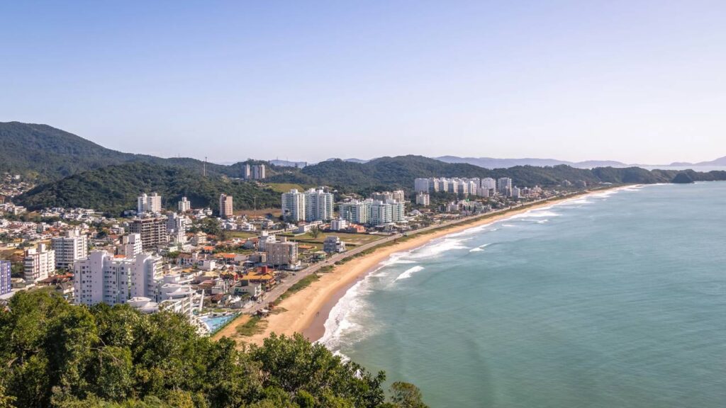 Essas 5 cidades ricas e seguras têm emprego sobrando e oferecem ótima qualidade de vida