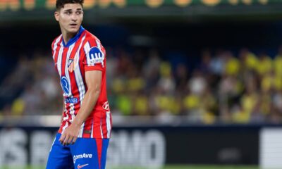 Atlético tenta renovar com Julián Álvarez para evitar a saída ao Barcelona