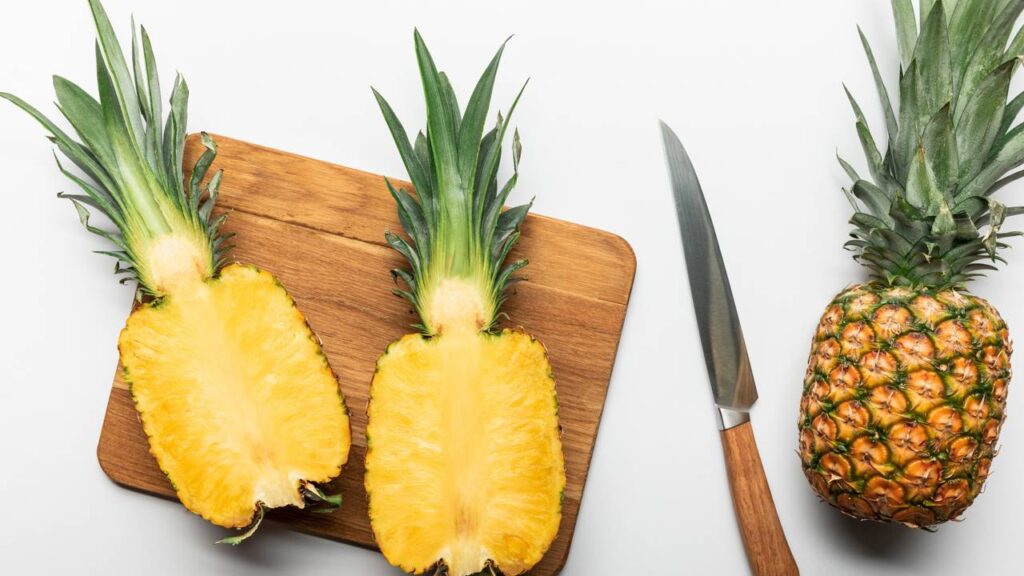 Abacaxi na dieta pode ajudar ou atrapalhar, tudo depende de como você usa