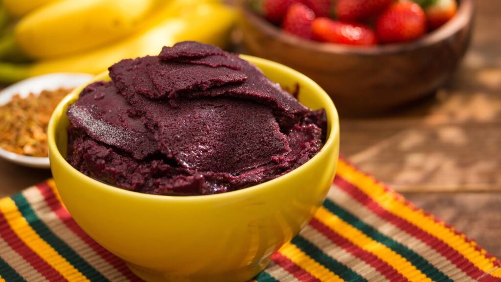 Os benefícios do açaí que explicam por que ele virou um dos alimentos mais consumidos do Brasil