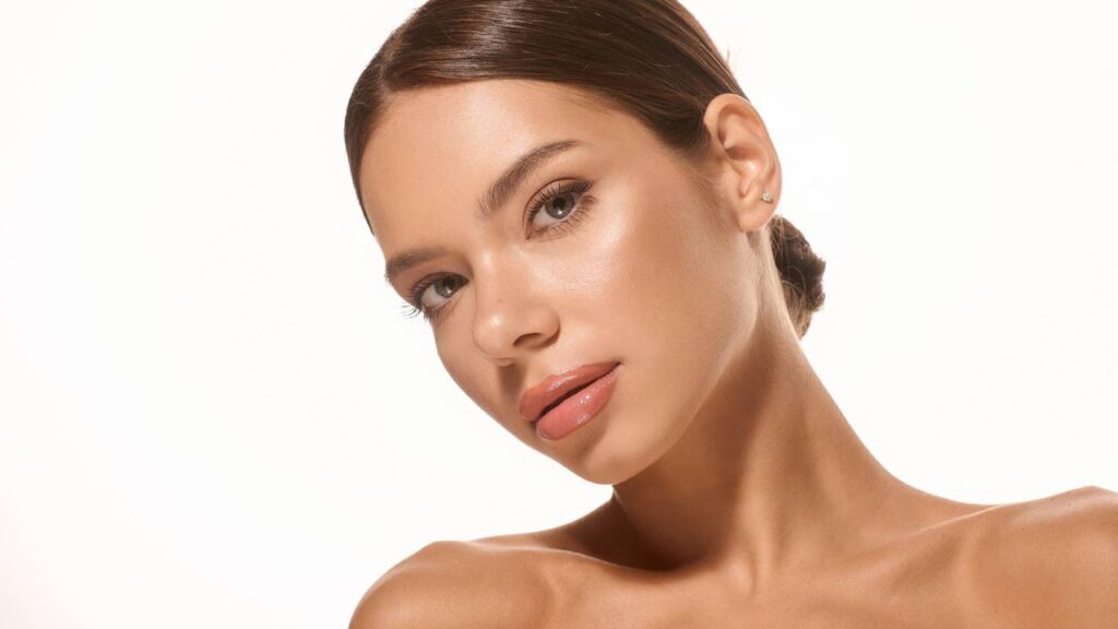 Dicas de beleza minimalista para quem busca autocuidado prático e natural