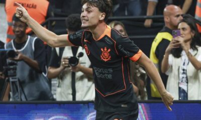 Joia do Corinthians entra no radar do Arsenal, mas clube inglês busca reduzir valor diante da pedida milionária