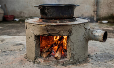 Como construir um fogão sem fumaça usando cimento e balde