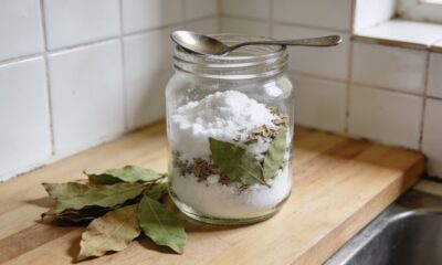 Misturar bicarbonato de sódio e folhas de louro: por que é recomendada e para que serve