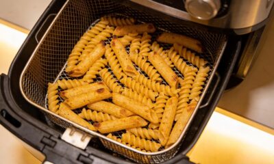 Quando testei o salgadinho de macarrão na airfryer, descobri que um detalhe no preparo faz toda a diferença na crocância